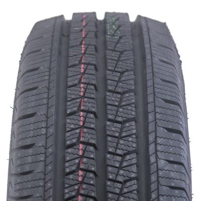 1 PIEZA NEUMÁTICO DE INVIERNO 215/70R15 TOURADOR WINTER PRO TSV1  