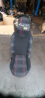 Сидіння ліва перед передній peugeot 108 фото №1