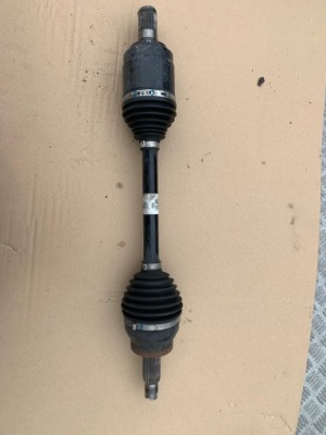 49500-p2000 привідний вал kia sorento iv фото №1