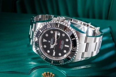 ROLEX SEA-DWELLER 126600 AUTOMATIC COSC 43MM/BOX