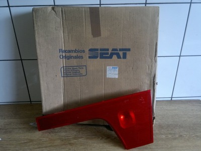 SEAT CORDOBA ŽIBINTAS GAL. DEŠINIOJI NAUJA ORIG. 6K5945108 