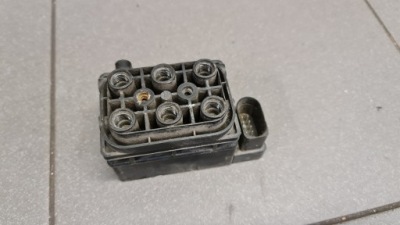 Распределитель подвеска vw touareg 5.0 tdi 7l фото №1