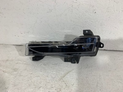 Tesla 3 протитуманна фара передній лівий led 1077395-00-c фото №1