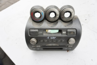 Радио cd honda jazz 39175-saa-g120-m1 фото №1