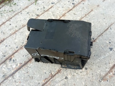 Opel crossland x основание корпус аккумулятор 9823055280 9801801880 фото №1