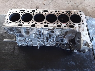 Блок двигателя bmw 3.0d b57d30a фото №1