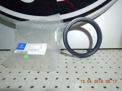 Кольцо уплотнительный mercedes a0109978447 новый фото №1