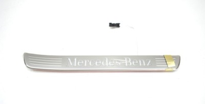 Mercedes gle w167 хром накладка на поріг led правий задній оригінал  нова a1676861600 фото №1