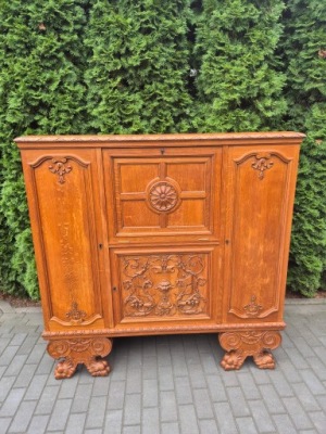 Kredens dębowy styl Ludwikowski