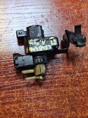 Клапан вакууму trafic vivaro renault laguna фото №1