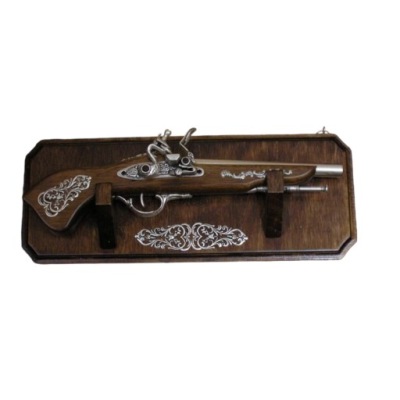 PIĘKNIE ZDOBIONY PISTOLET SKAŁKOWY NA ZAWIESZCE (WARG-1)