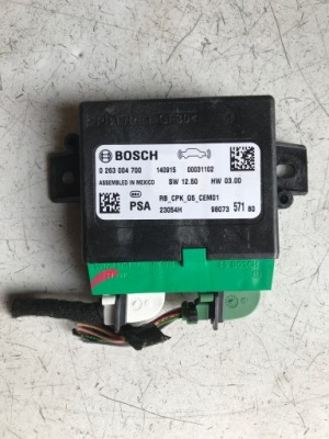 Модуль блок керування pdc peugeot 208 0263004700 фото №1