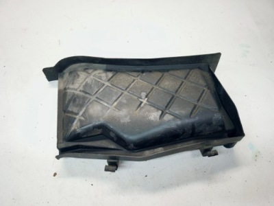 Крышка заглушка фильтра салонный audi a4 b7 8e1819979a фото №1