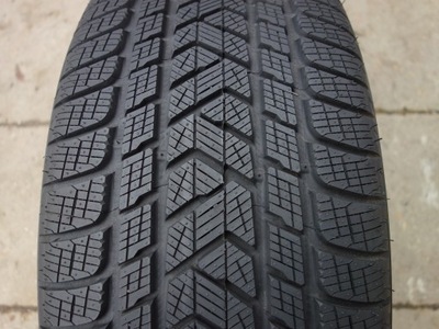 PIRELLI SCORPION WINTER 285/45/21 113W BENTLEY 