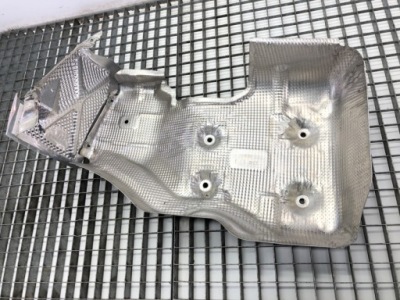 Захист теплова mercedes gle a1676805409 фото №1