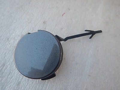 Renault clio iv заглушка бампера перед 511801872r фото №1