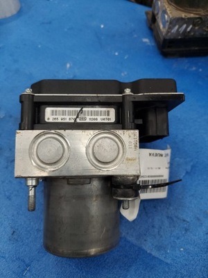 Насос abs peugeot 308 0265951870 фото №1