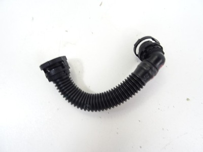 Audi a1 8x lift 1.6 tdi шланг трубка вентиляция картера 04l103493b фото №1