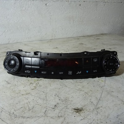 Mercedes cls c219 панель обдув 2198301085 фото №1