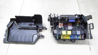 Mercedes gla x156 2.2 коробка запобіжників 15- фото №1