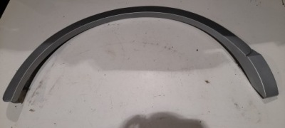 Молдинг накладка крила права audi q3 8u0853818ba фото №1