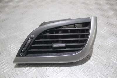 Решітка обдув права peugeot 207 фото №1