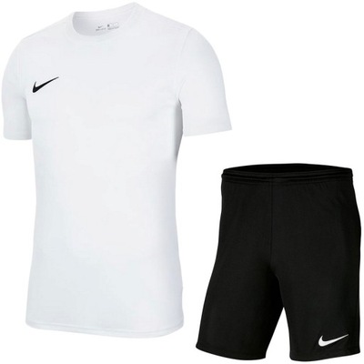 DZIECIĘCY STRÓJ NA WF NIKE SPORTOWY - L 147-158cm