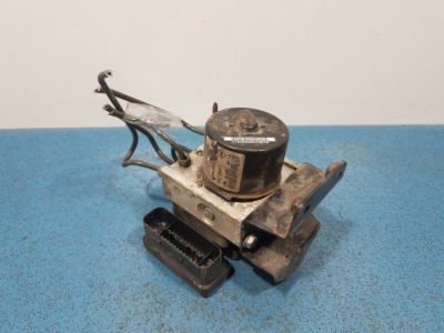 Renault twingo ii 1.1b насос abs 28570108413 фото №1