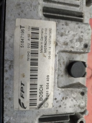 Alfa romeo бортовой компьютер блок управления двигателя 0261s04409 фото №1