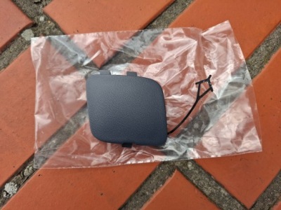 Fiat fiorino 16- заглушка фаркоп бампера перед nowa оригинал 735631496 фото №1