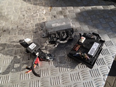 Dacia lodgy dokker 1.6 sce бортовий комп'ютер 237106933r фото №1