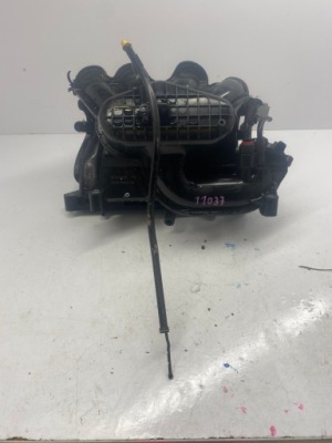 Ford fiesta 1.6l коллектор впускной cn1e9424ab фото №1