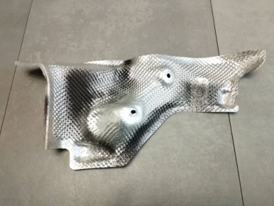 Mercedes-benz gle w166 защита тепловая a1663320188 фото №1