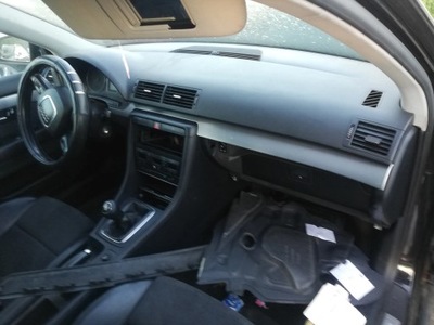 Приборная панель консоль подушка audi a4 b7 kombi фото №1