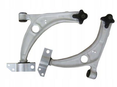 Важіль передній audi q3 8u 2011-2018 фото №1