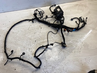 W176 коробка запобіжників + джгут головна w117 фото №1