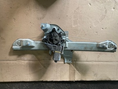 Підйомник скло правий перед peugeot 208 9673154380 фото №1