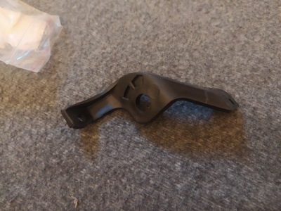 Кронштейн кронштейн лампи правий honda cr-v iii 06-. фото №1