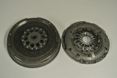 Mini f46 f55 f57 маховик з двома масами 8600207 фото №1