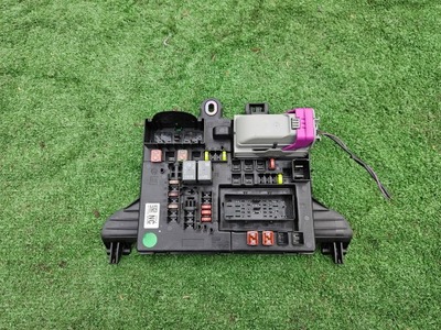 Коробка предохранителей opel insignia a 13277319nc фото №1