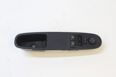 Lancia ypsilon iii переключатель окон 735531345 фото №1