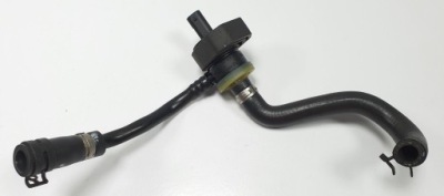 Клапан вентиляционный труба mercedes w205 w212 w213 2.0 b a2740182101 фото №1