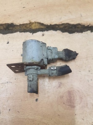 Клапан вакууму fiat uno рестайлінг  1.0 8v фото №1