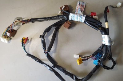 Scania r420 электропроводка верхний кабины фото №1