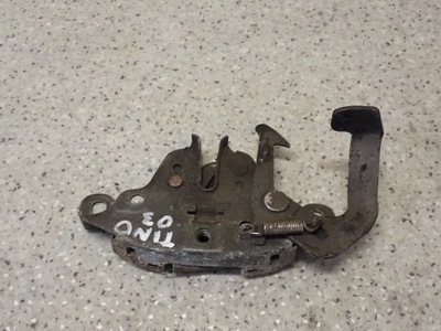 Nissan almera tino 00-06 замок капот фото №1