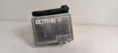 Насос тормозная abs skoda octavia iii 5q0614517dc фото №1