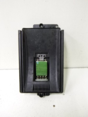 Резистор вентилятор vw golf 1.4 2001 1j0819022a фото №1