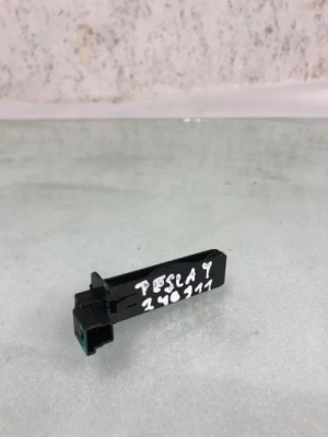 Датчик температуры tesla model s h081380223 electric 2022 фото №1