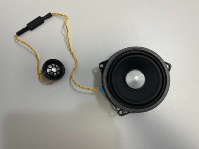 Bmw 2 f45 2014 динамік двері задніх фото №1