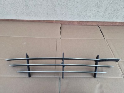 Решітка радіатора решітка радіатора ferrari california lift оригінал фото №1